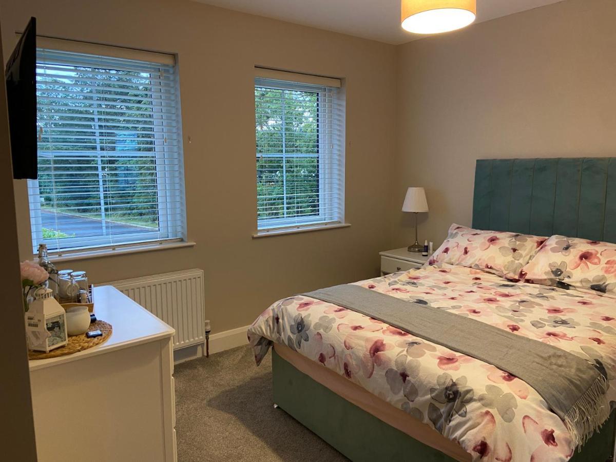Beautiful Private Room And Bathroom Ballycastle Eksteriør billede