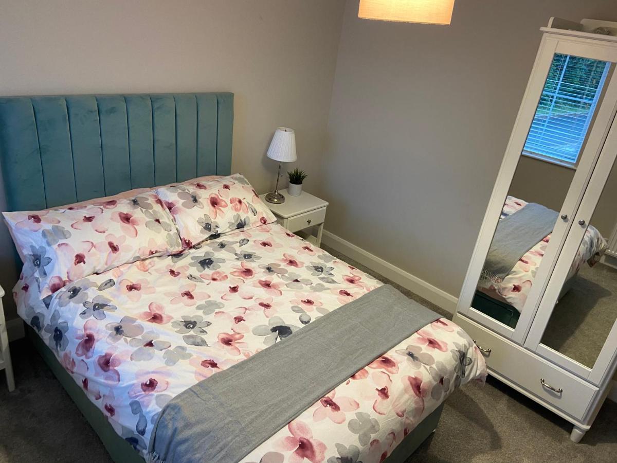Beautiful Private Room And Bathroom Ballycastle Eksteriør billede